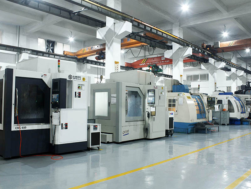 玉龙模具制造-07